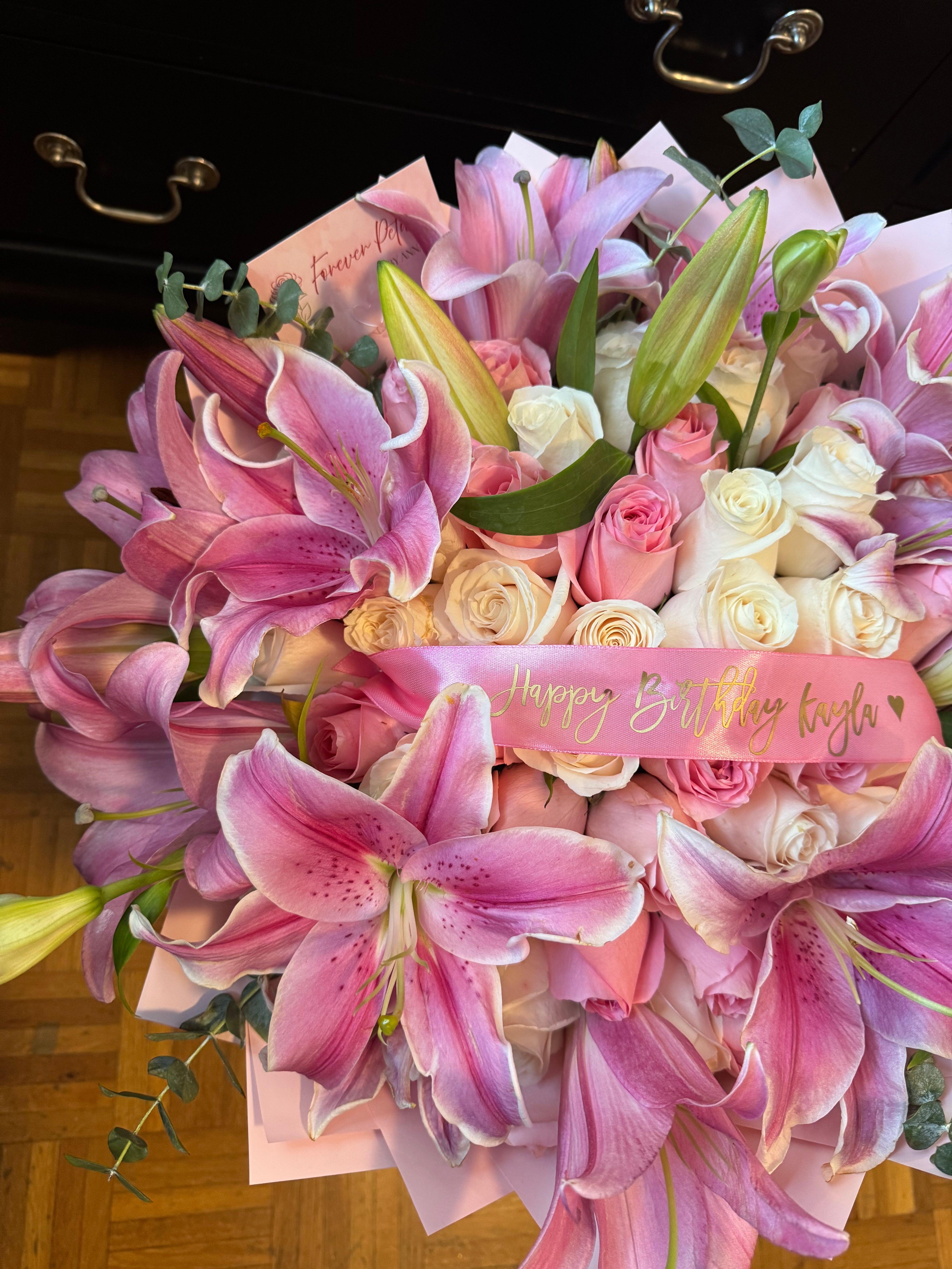 50 Count Lilies Rim Pretty Pink Bouquet
