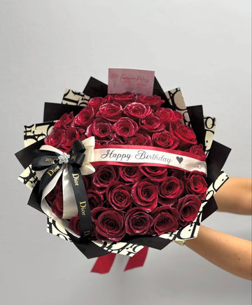 Sparkle & Celebrate 🌹