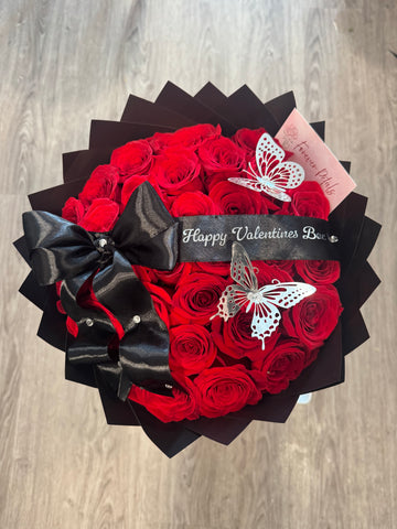 30 Count Adore YOU bouquet ❤️