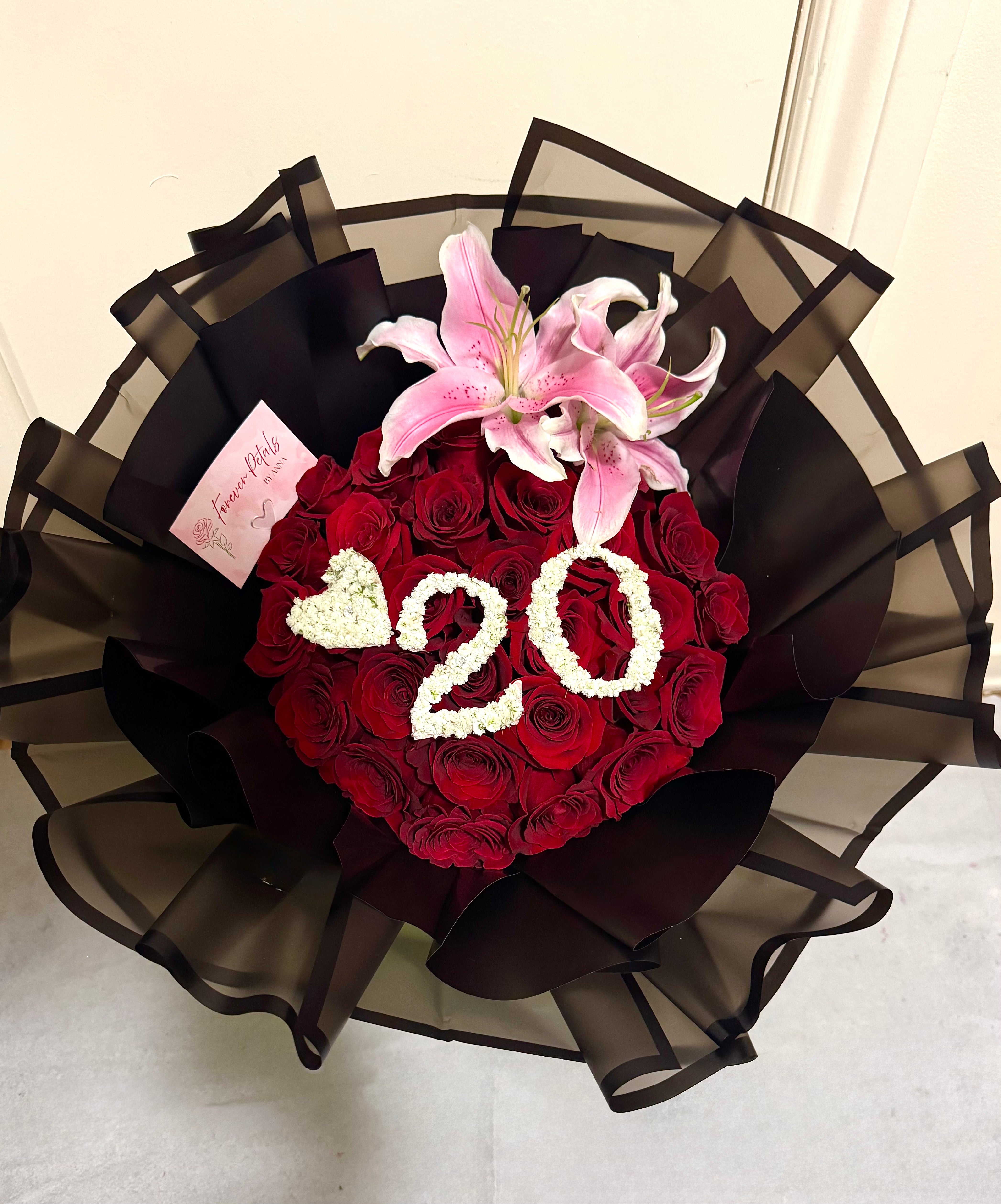 25 Count Classic Rose Charm Bouquet