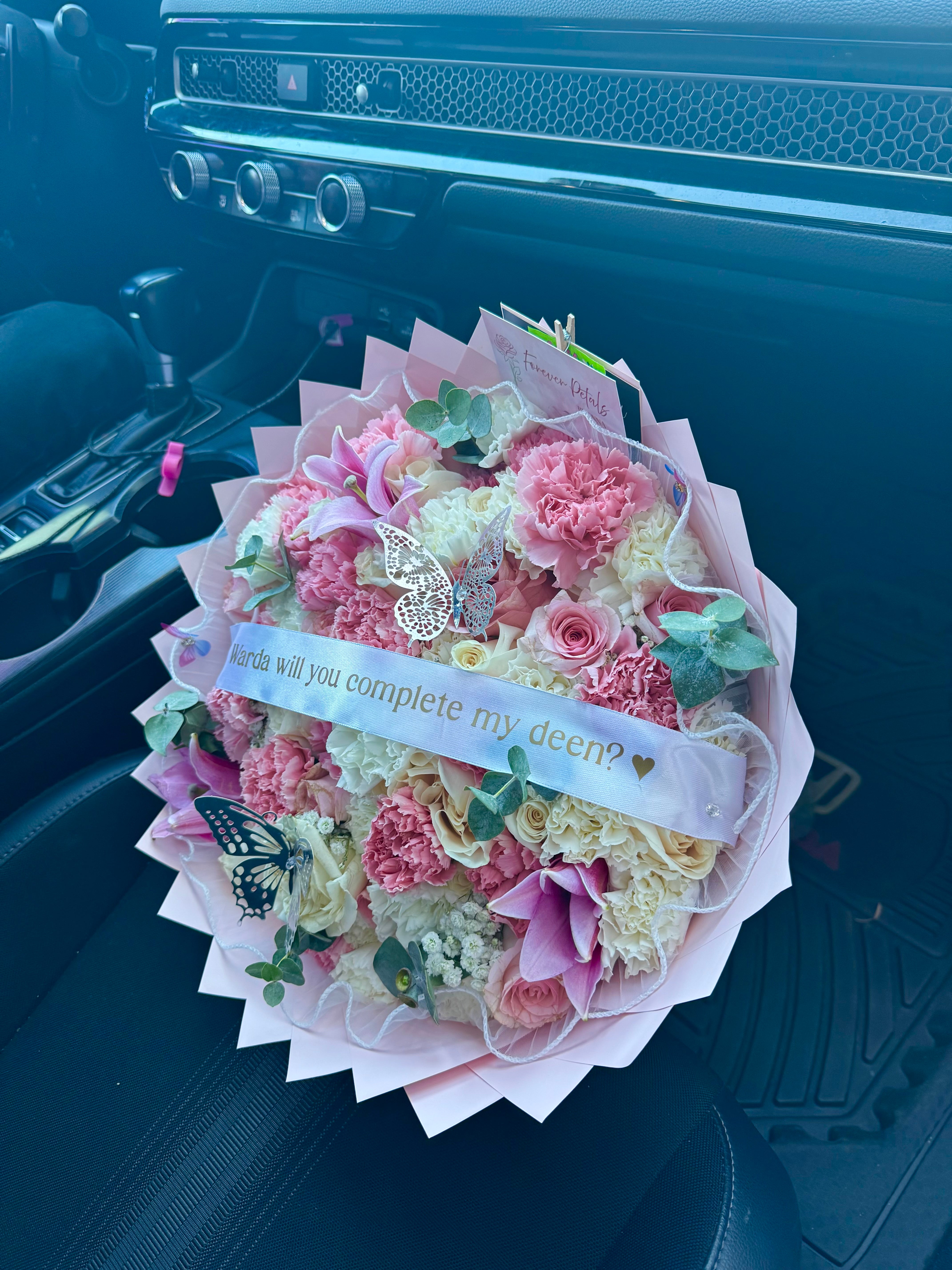 Medium Size  Mixed Blooms