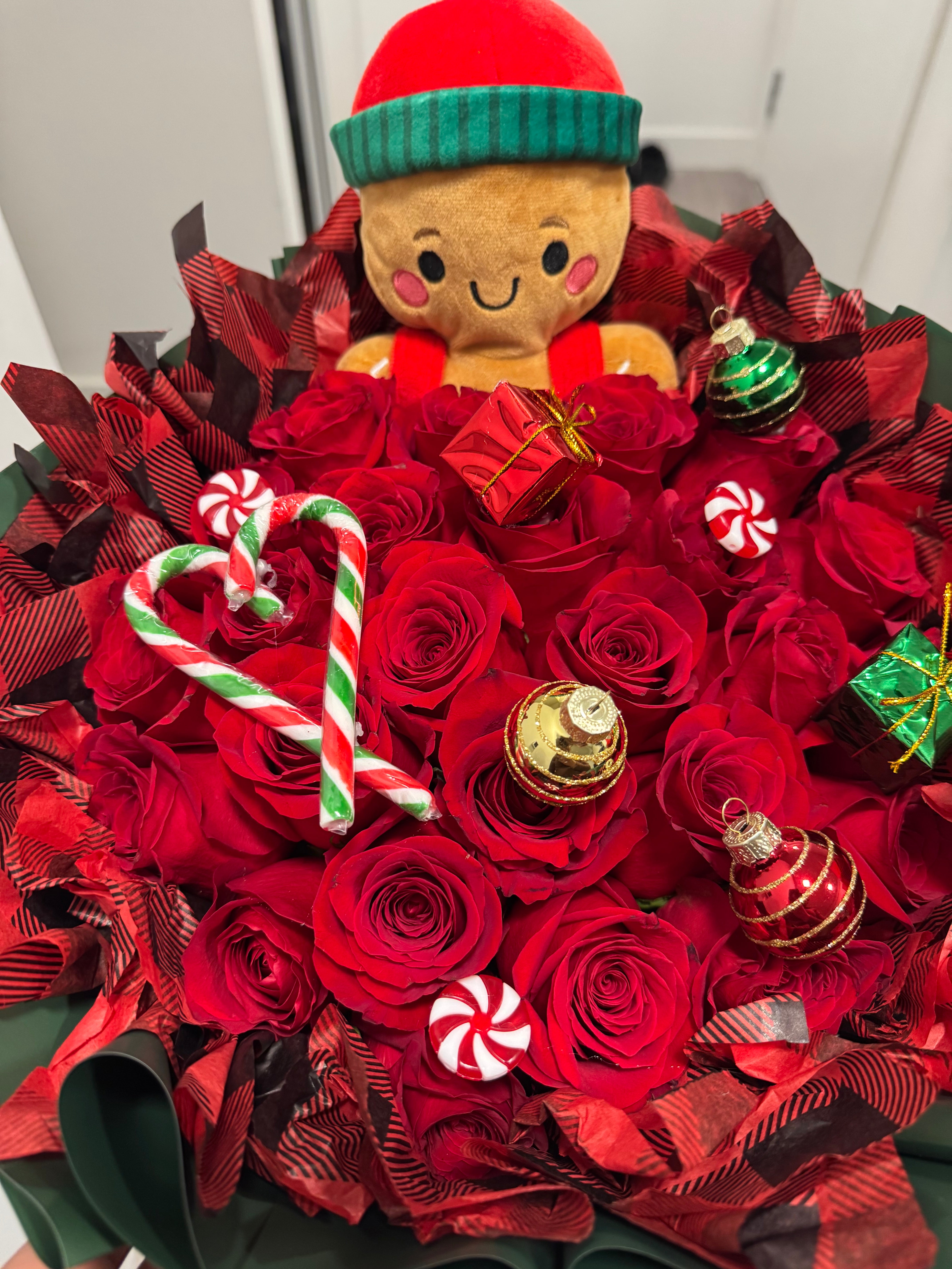 Gingerbread Bliss Bouquet 🎄
