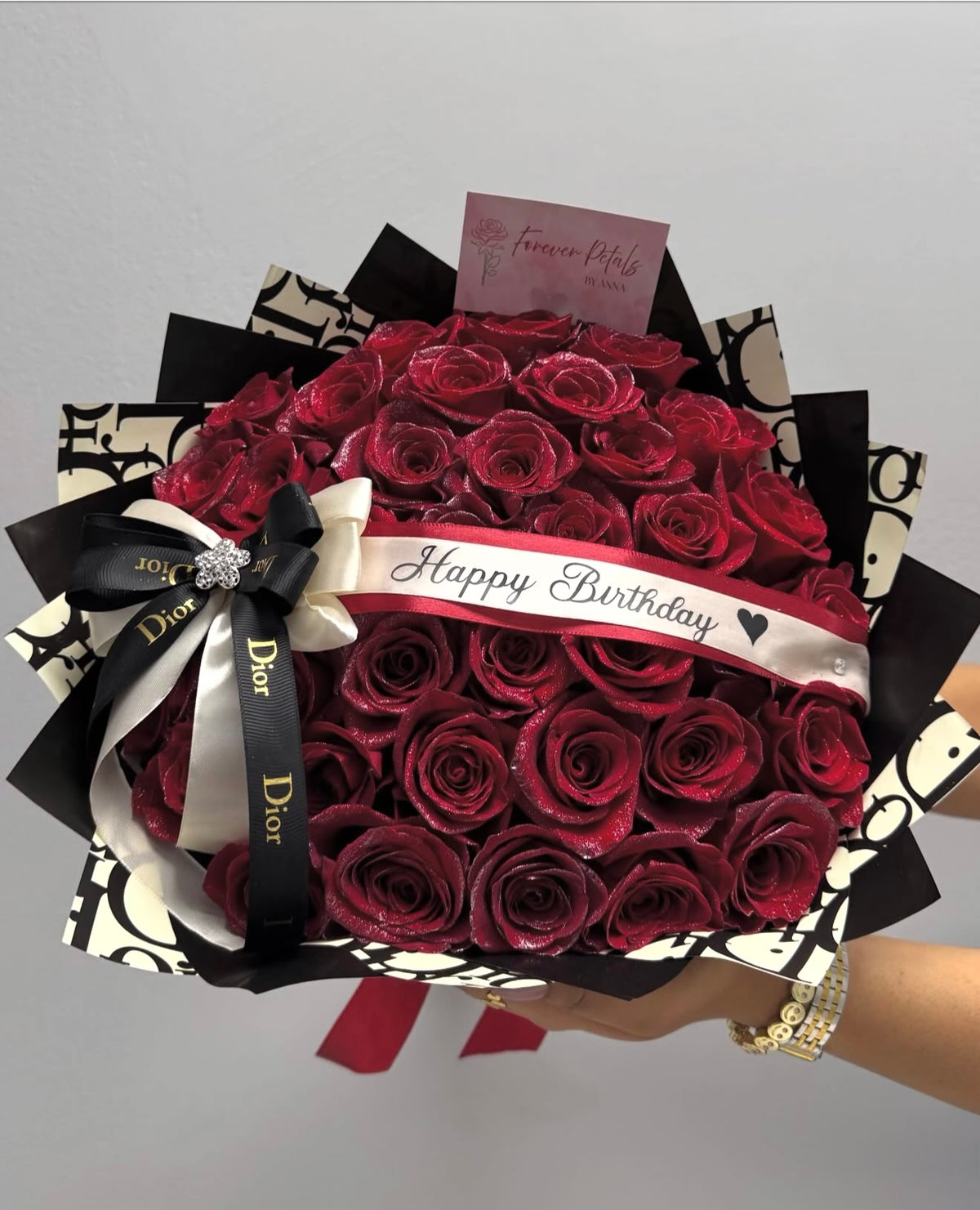 Sparkle & Celebrate 🌹