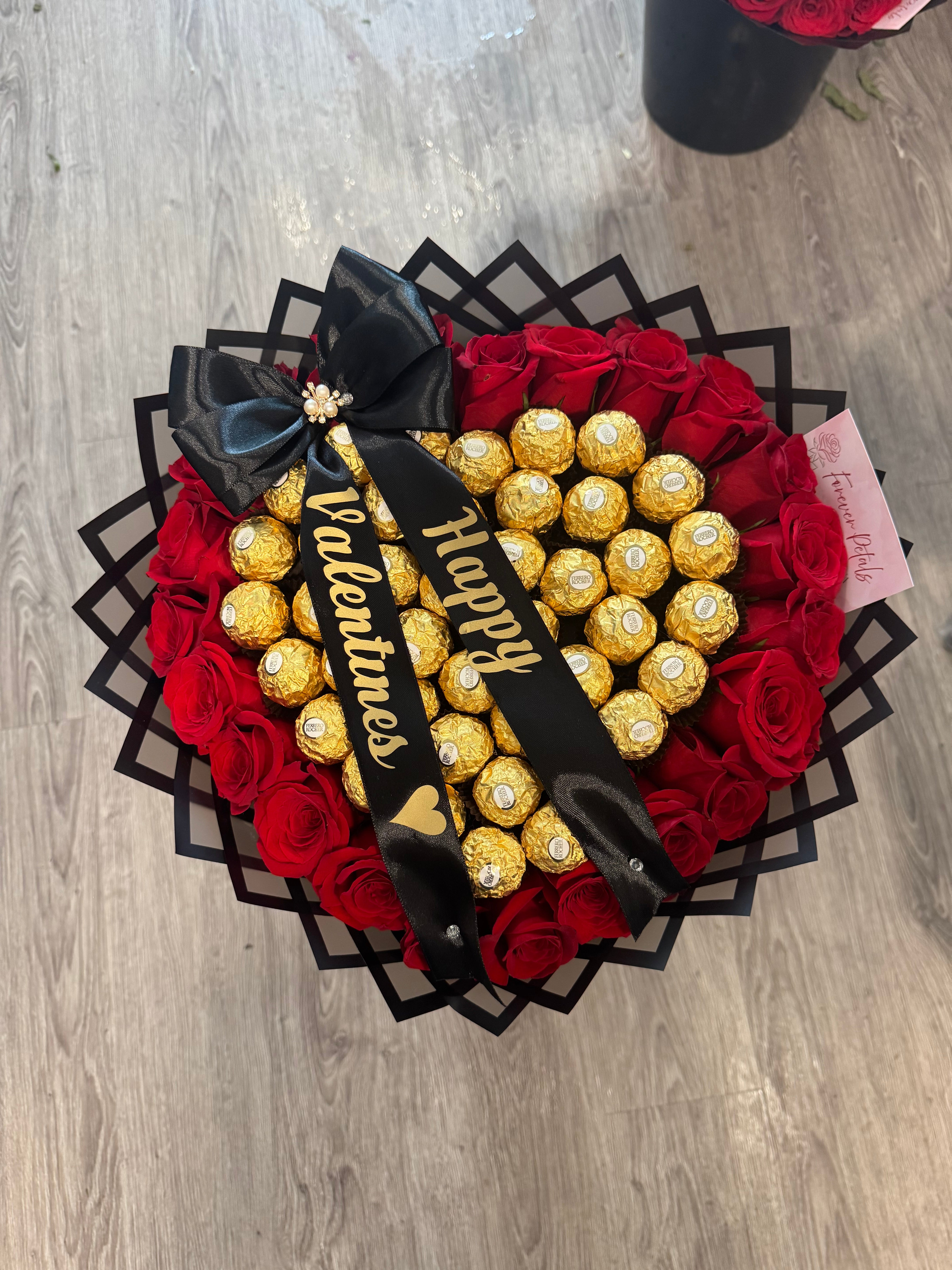 Chocolates for her bouquet 🍫