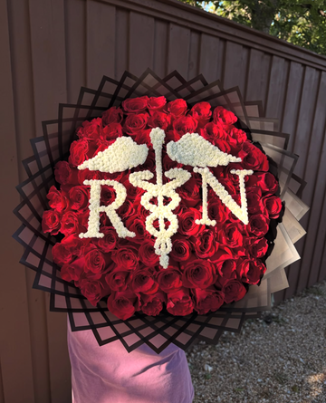 Say Congrats With 100 Roses 🌹