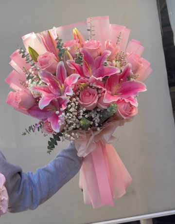 Pretty Pink Lilies Arrangement 🎀