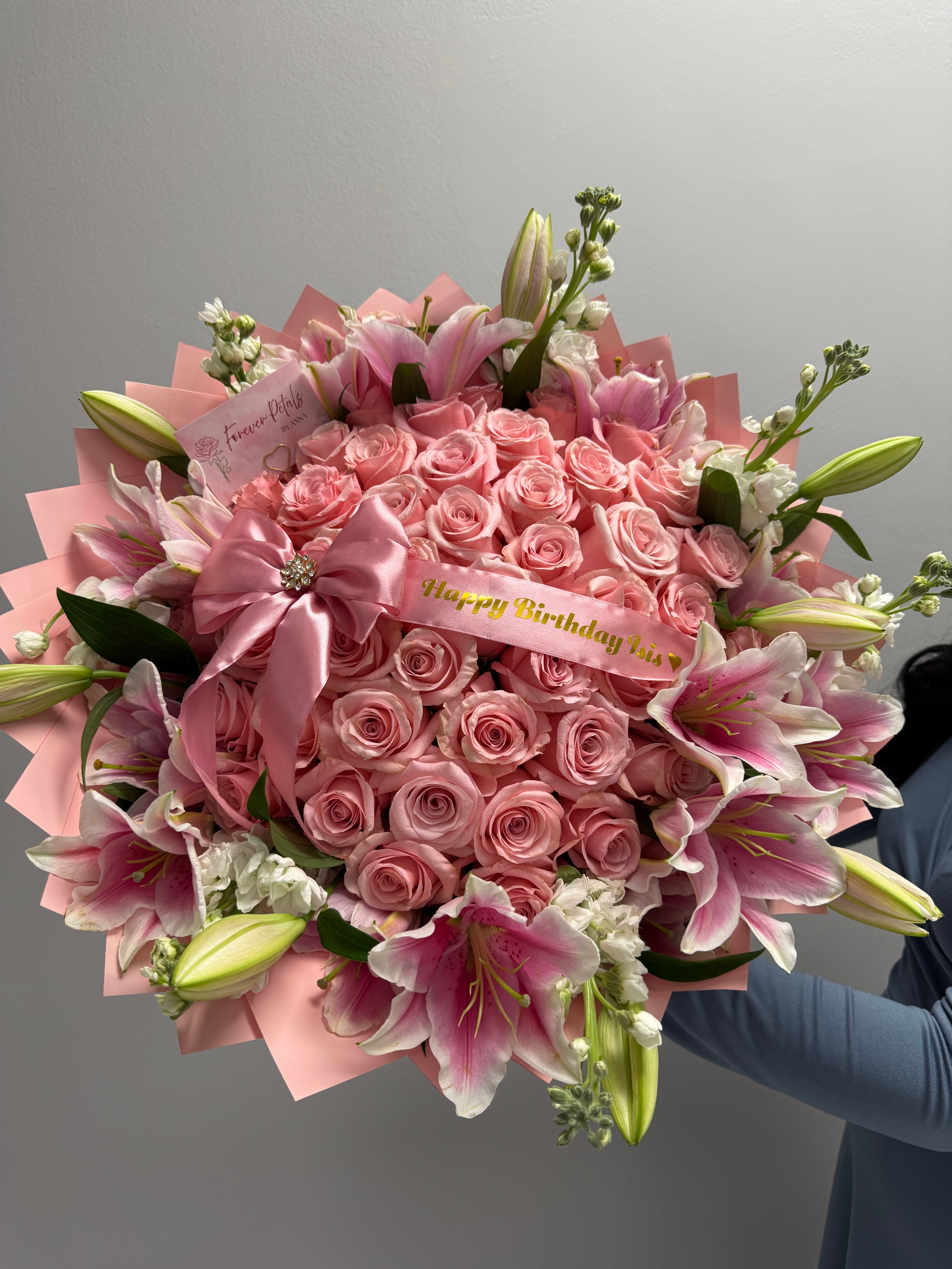 Pink-Themed 50-Count Rose Bouquet with Lilies+Stock Rim