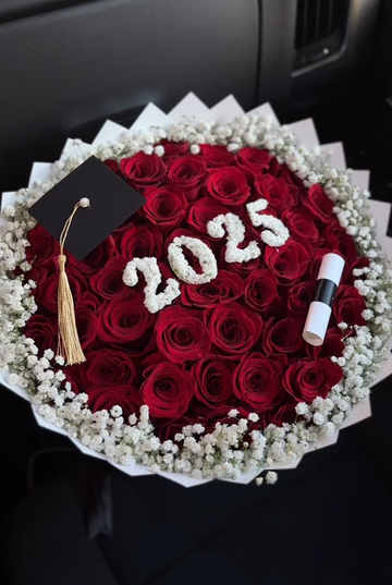 Cloud Rim Grad Bouquet 👩‍🎓