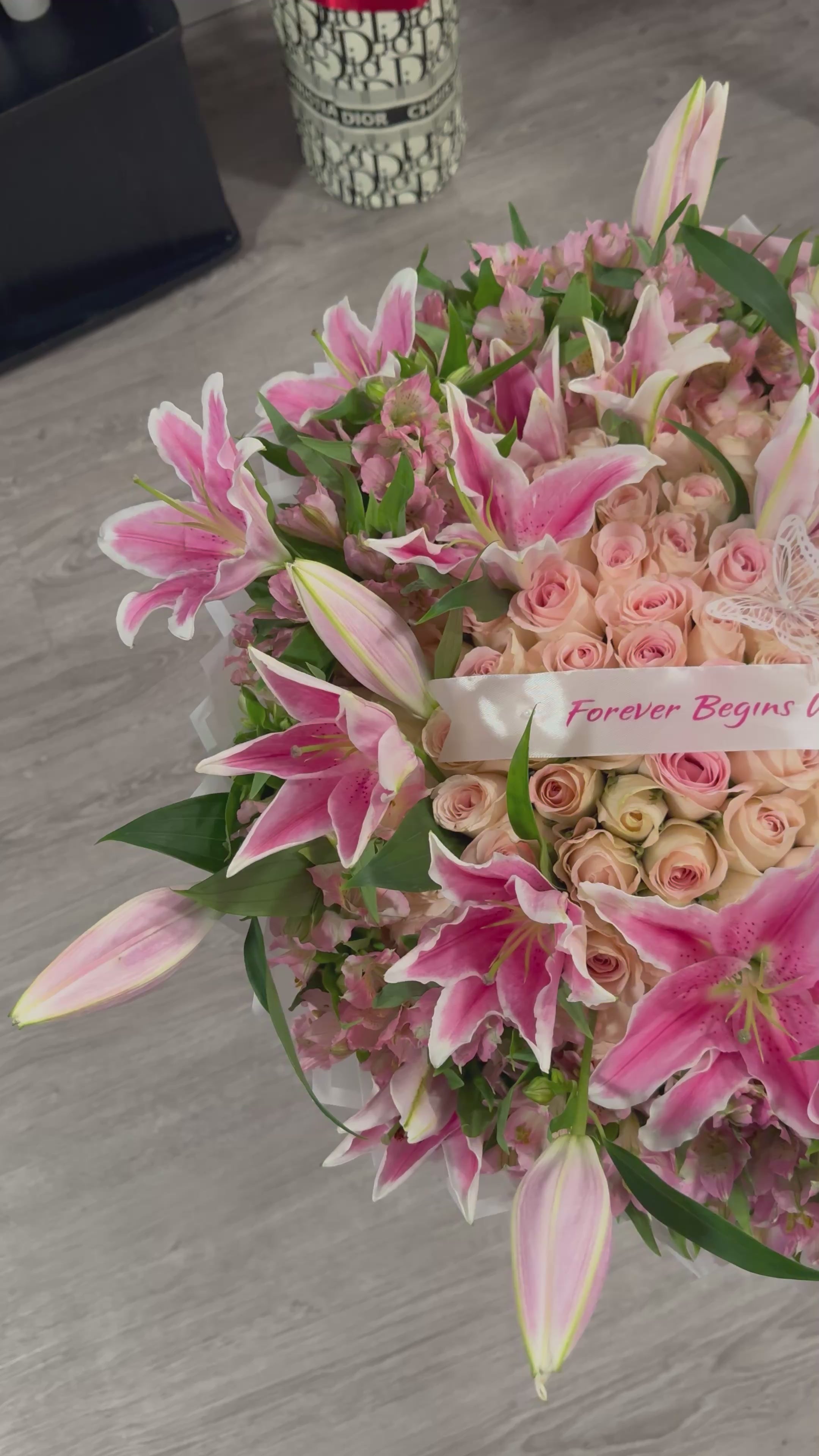 100 Count lilies Dream Bouquet 💝