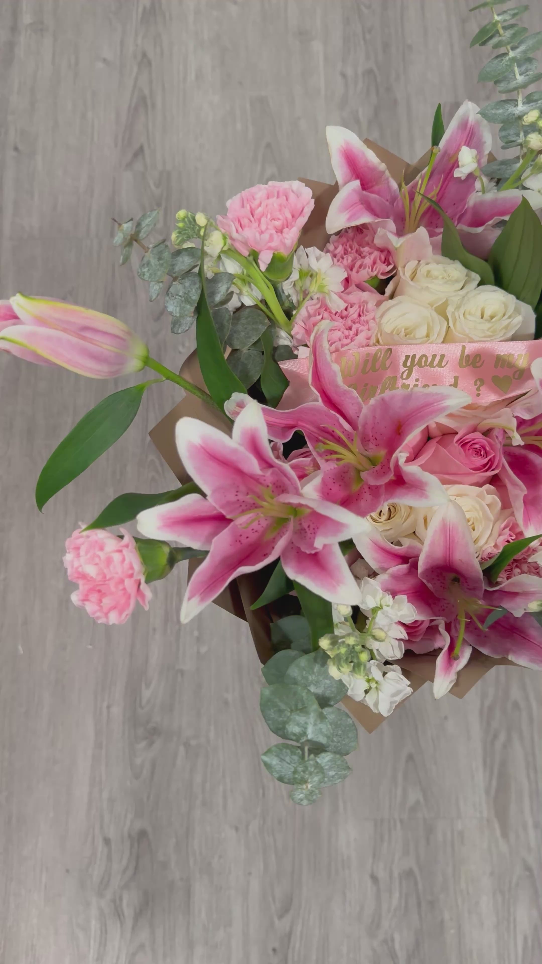 Mini Lilies Bloom Bouquet 💐